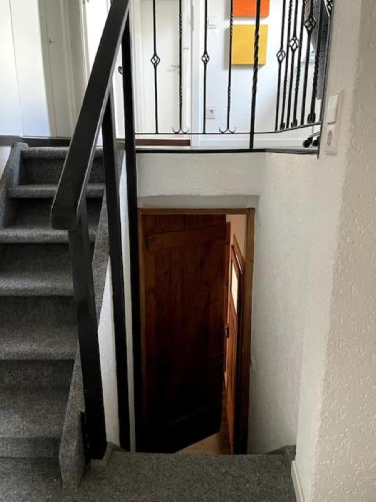 Ferienwohnung Im 'Schmoller - Hof' นอยชตัดท์ อัน แดร์ ไวน์ชตราเซอ ภายนอก รูปภาพ