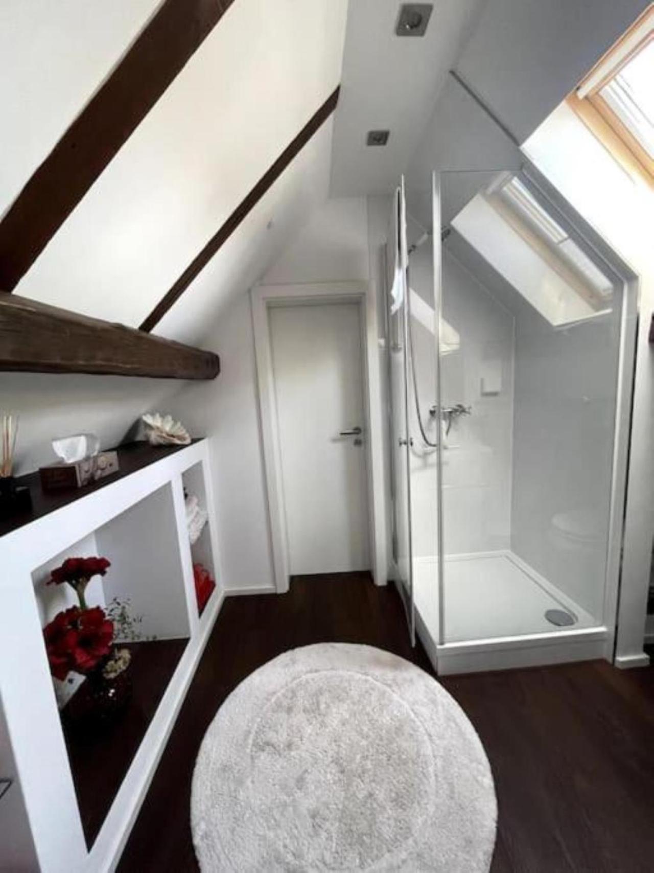 Ferienwohnung Im 'Schmoller - Hof' นอยชตัดท์ อัน แดร์ ไวน์ชตราเซอ ภายนอก รูปภาพ